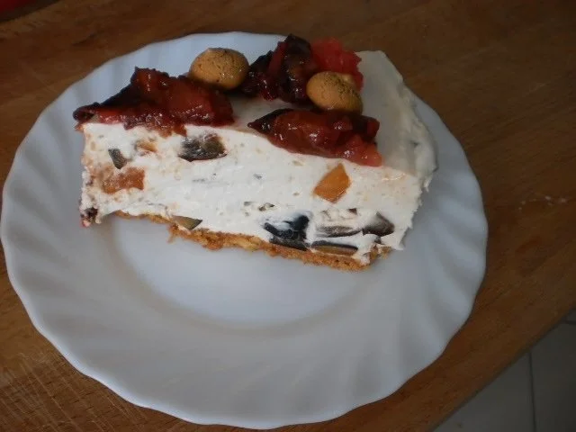 Pflaumen-Amarettini-Torte - Rezept