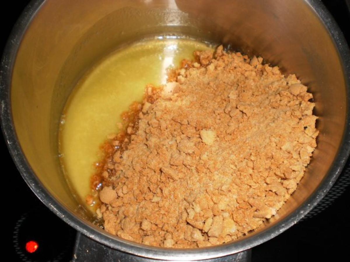 Pflaumen-Amarettini-Torte - Rezept mit Bild - kochbar.de