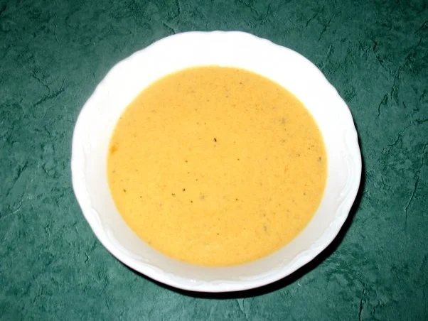 Dip/Sauce - Pikante Gemüse-Sahne-Sauce - Rezept