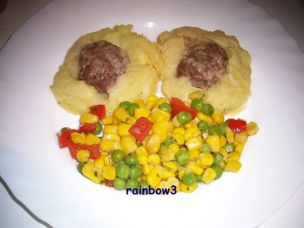 Rezept: Kochen: Kartoffel-Nester mit Hackfleischfüllung Kochen: Kartoffel-Nester mit Hackfleischfüllung - Rezept