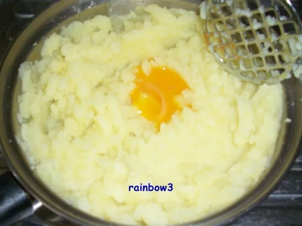 Rezept: Kochen: Kartoffel-Nester mit Hackfleischfüllung Bild Nr. 2 Kochen: Kartoffel-Nester mit Hackfleischfüllung - Rezept - Bild Nr. 2