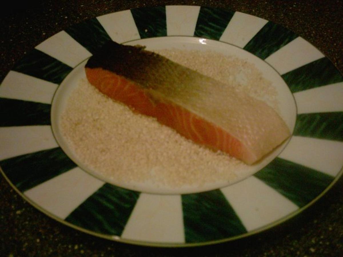 Marinierter Lachs mit Sesamkruste - einfach - von nannsi