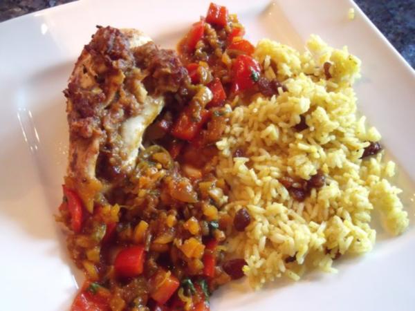 Orientalisch: Hühnerbrüstchen mit Dattelfüllung und fruchtiger Sauce ...