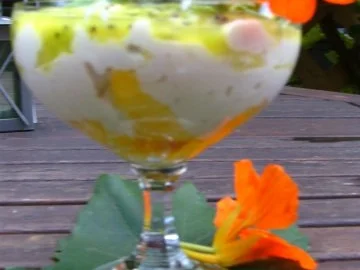 Früchte- Traum mit Quark.. und?? - Rezept