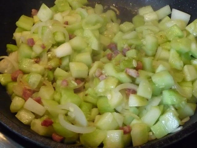 Rezept: Gurken-Tomatenauflauf Bild Nr. 3 Gurken-Tomatenauflauf - Rezept - Bild Nr. 3