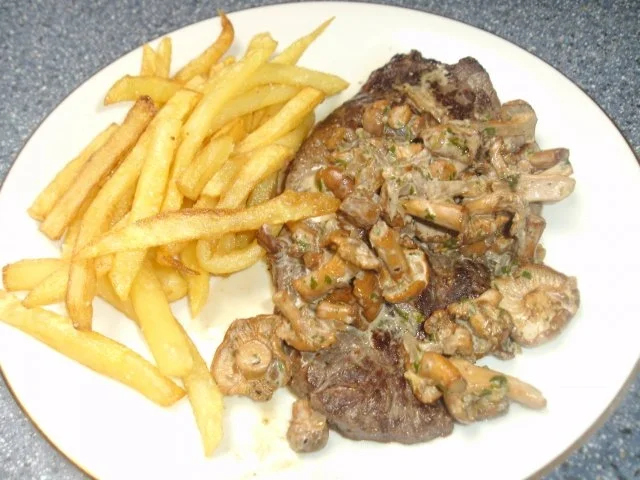 Hüftsteak mit Pfifferlingen.... - Rezept