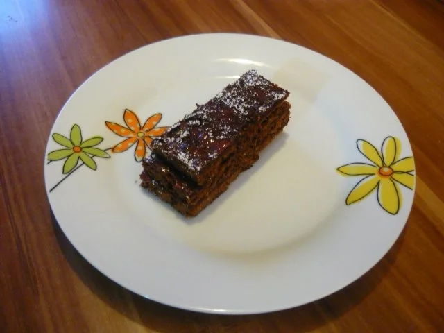 Rezept: Schoko-Mandel-Schnitten Bild Nr. 10 Schoko-Mandel-Schnitten - Rezept - Bild Nr. 10