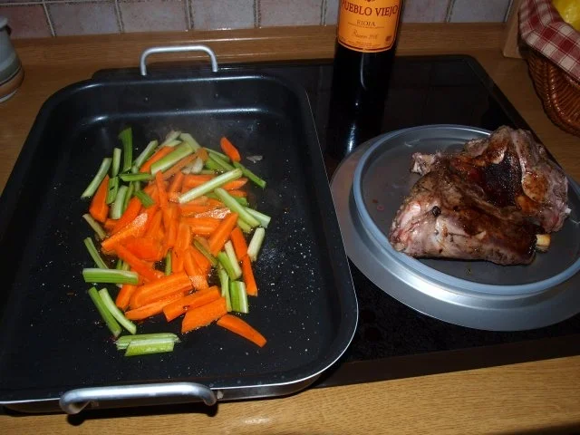 Rezept: Lammhaxen mallorquinisch (Jarrete de cordero estil mallorqui) Bild Nr. 4 Lammhaxen mallorquinisch (Jarrete de cordero estil mallorqui) - Rezept - Bild Nr. 4