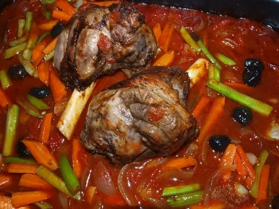 Rezept: Lammhaxen mallorquinisch (Jarrete de cordero estil mallorqui) Lammhaxen mallorquinisch (Jarrete de cordero estil mallorqui) - Rezept