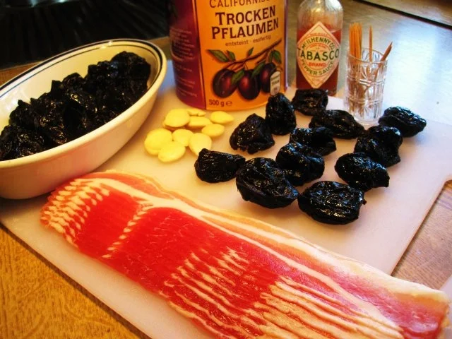 Rezept: Speckpflaumen am Spieß ... Bild Nr. 2 Speckpflaumen am Spieß ... - Rezept - Bild Nr. 2