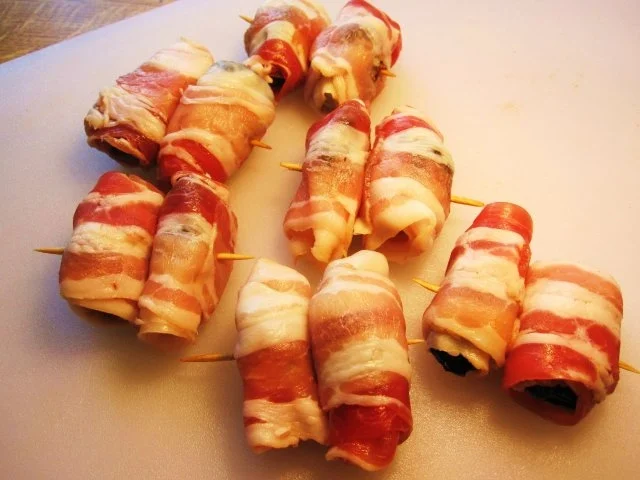 Rezept: Speckpflaumen am Spieß ... Bild Nr. 4 Speckpflaumen am Spieß ... - Rezept - Bild Nr. 4