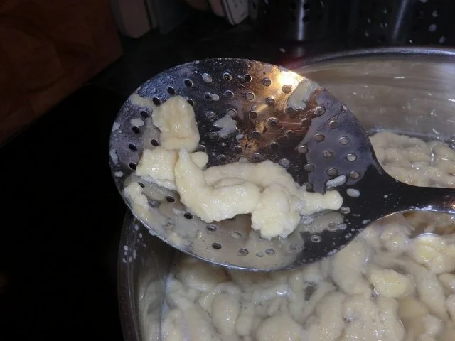 Rezept: Spätzleteig Bild Nr. 2 Spätzleteig - Rezept - Bild Nr. 2