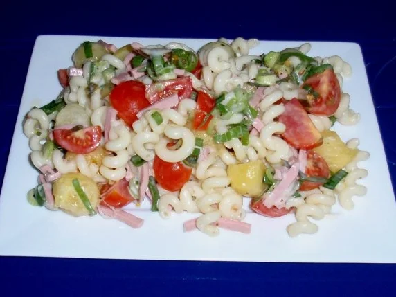 Fruchtiger Nudelsalat a la Linda - Rezept