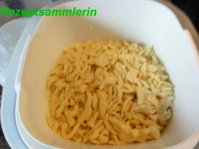 Nudeln:    KNÖPFLE   -Grundrezept Spätzleteig- - Rezept