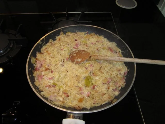 Sauerkraut + Nürnberger = Deftiger Strudel - Rezept - Bild Nr. 4