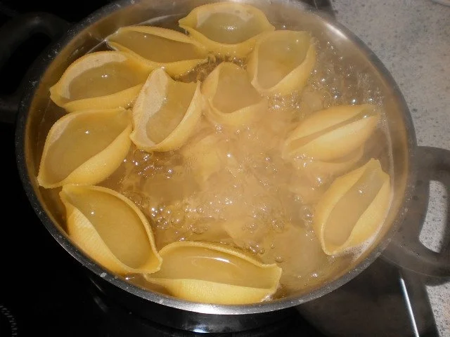 Rezept: Hähnchenkeulen mit gefüllten Nudeln an Gemüsemischung Bild Nr. 6 Hähnchenkeulen mit gefüllten Nudeln an Gemüsemischung - Rezept - Bild Nr. 6