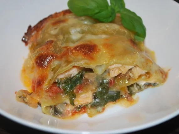 Rezept: Annis Mangold-Lachs-Lasagne Annis Mangold-Lachs-Lasagne - Rezept