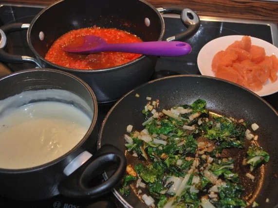 Rezept: Annis Mangold-Lachs-Lasagne Bild Nr. 2 Annis Mangold-Lachs-Lasagne - Rezept - Bild Nr. 2