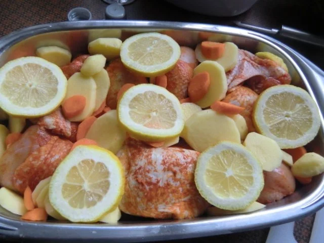 Rezept: Zitronenhähnchen aus dem Backofen Bild Nr. 3 Zitronenhähnchen aus dem Backofen - Rezept - Bild Nr. 3