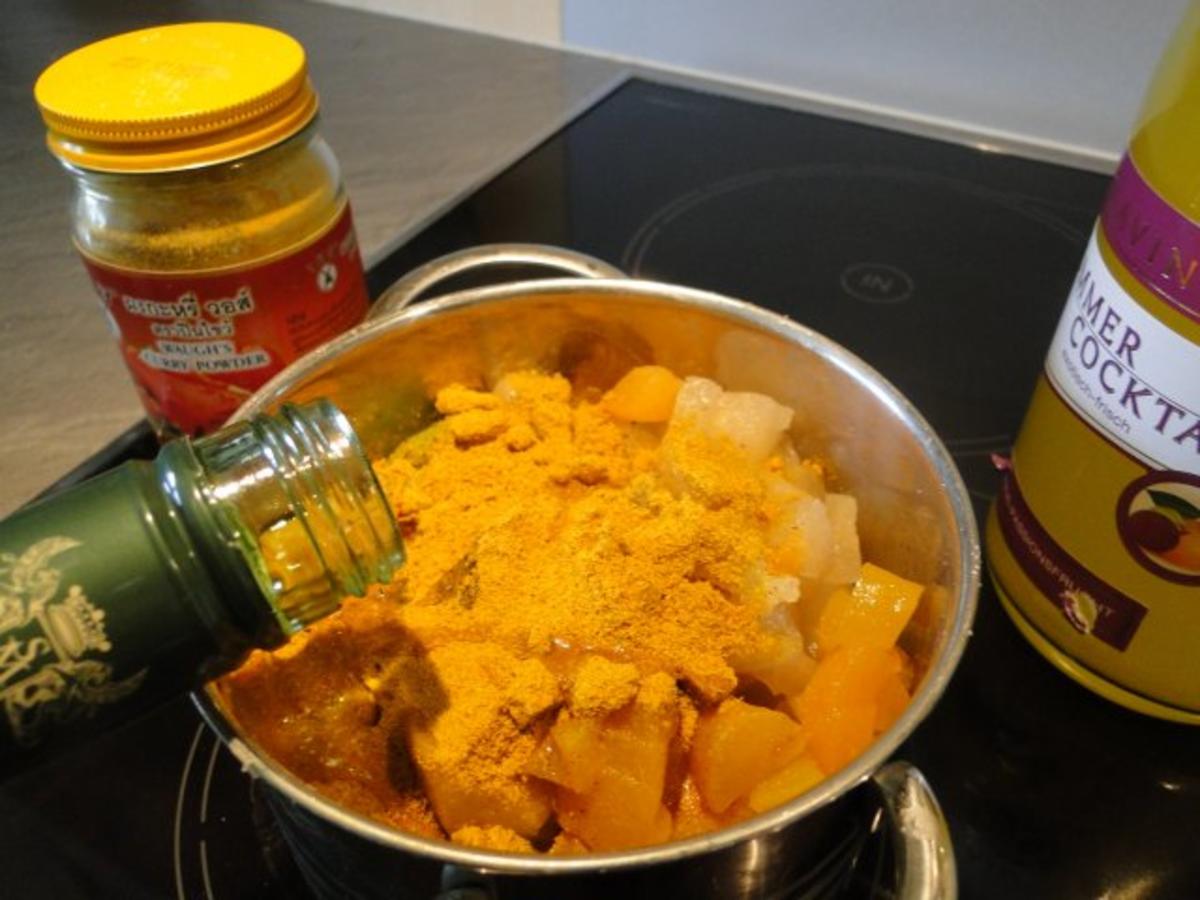 Hähnchenbrustfiltlets mit Ziegenkäse gefüllt und gerollt NT in einer Obst-Currysauce  NT - Rezept - Bild Nr. 10