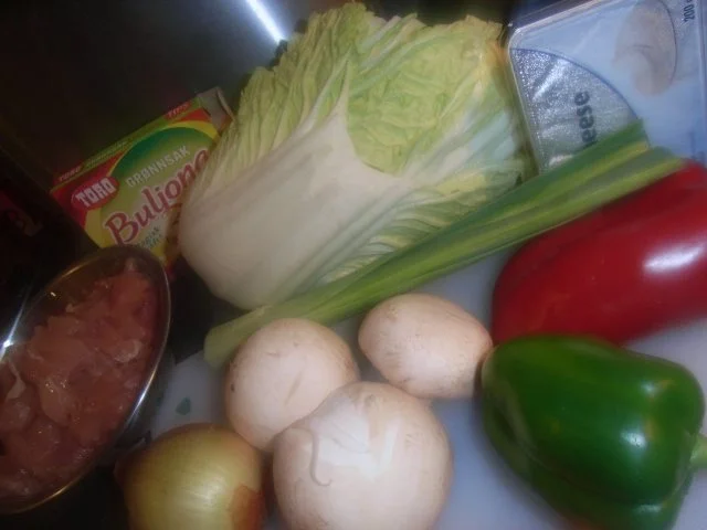 BiNe` S THAILÆNDISCHES HÆHNCHENCURRY - Rezept - Bild Nr. 2