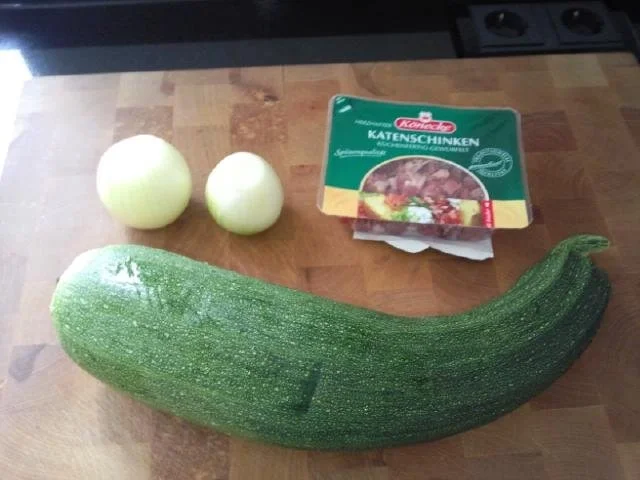 Rezept: Schnelle Zuchini Pfanne Bild Nr. 2 Schnelle Zuchini Pfanne - Rezept - Bild Nr. 2