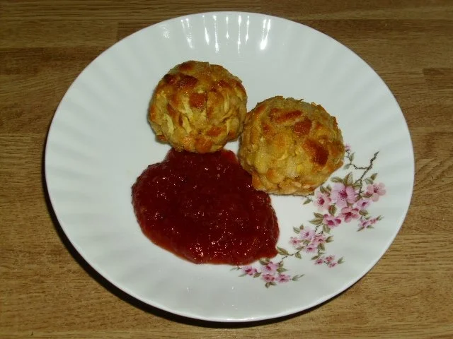 Rezept: Im Rohr gebackene Apfelknödel Bild Nr. 2 Im Rohr gebackene Apfelknödel - Rezept - Bild Nr. 2