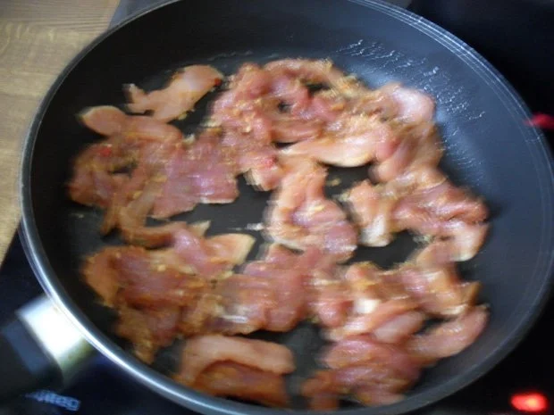 Rezept: Gyros aus Schweinefilet und Tsatztiki mit Bums von der Rezeptemaus Bild Nr. 5 Gyros aus Schweinefilet und Tsatztiki mit Bums von der Rezeptemaus - Rezept - Bild Nr. 5