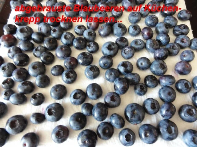 Rezept: Muffin: BLAUBEEREN im NUSSTEIG Bild Nr. 2 Muffin: BLAUBEEREN im NUSSTEIG - Rezept - Bild Nr. 2