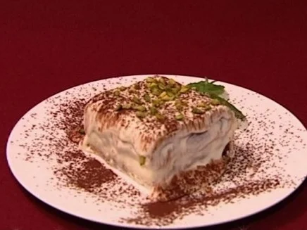 Rezept: Schattenmorellen im Blätterteig in Mascarpone-Süßmilchsoße (Ina Menzer) Schattenmorellen im Blätterteig in Mascarpone-Süßmilchsoße (Ina Menzer) - Rezept