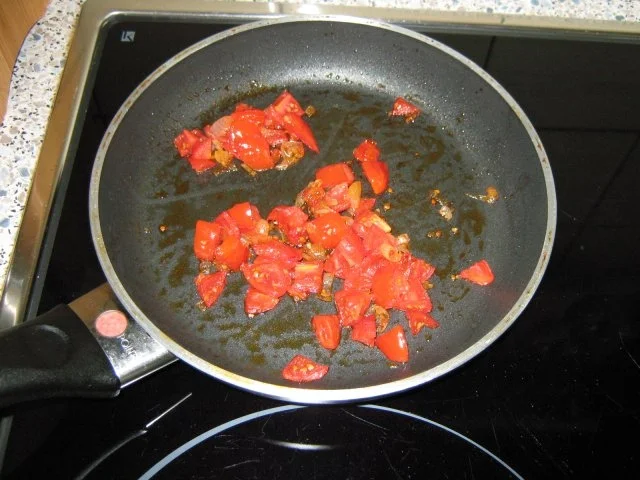 Hühnersuppe mitten im Sommer - daher mediterran angehaucht - Rezept - Bild Nr. 4