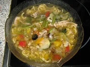 Rezept: Hรผhnersuppe mitten im Sommer - daher mediterran angehaucht Hรผhnersuppe mitten im Sommer - daher mediterran angehaucht - Rezept