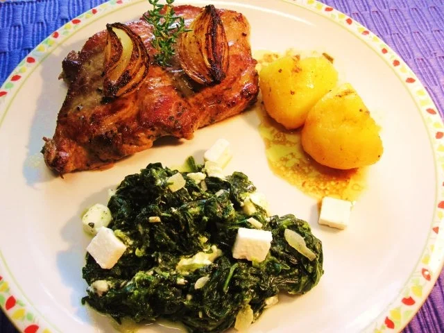 Blattspinat mit Feta ... - Rezept