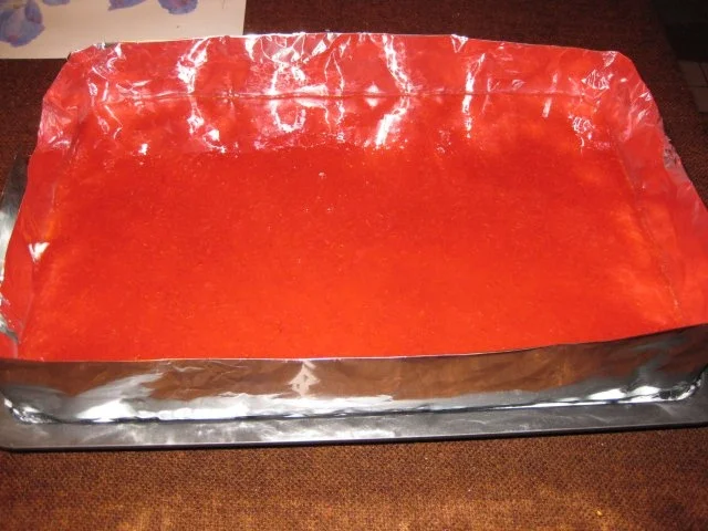 Rezept: Mohnschnitten mit Joghurtcreme und Erdbeergelee Bild Nr. 4 Mohnschnitten mit Joghurtcreme und Erdbeergelee - Rezept - Bild Nr. 4