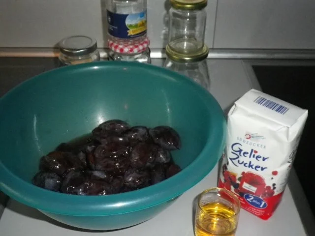 Rezept: Pflaumenmarmelade mit Rum Bild Nr. 3 Pflaumenmarmelade mit Rum - Rezept - Bild Nr. 3