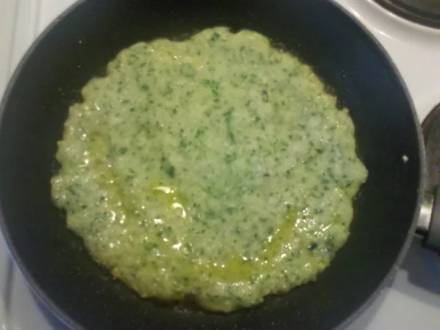 Rezept: Vegetarisch: Kräuter-Zucchini-Kartoffelpuffer mit Cranberrypüree Bild Nr. 8 Vegetarisch: Kräuter-Zucchini-Kartoffelpuffer mit Cranberrypüree - Rezept - Bild Nr. 8