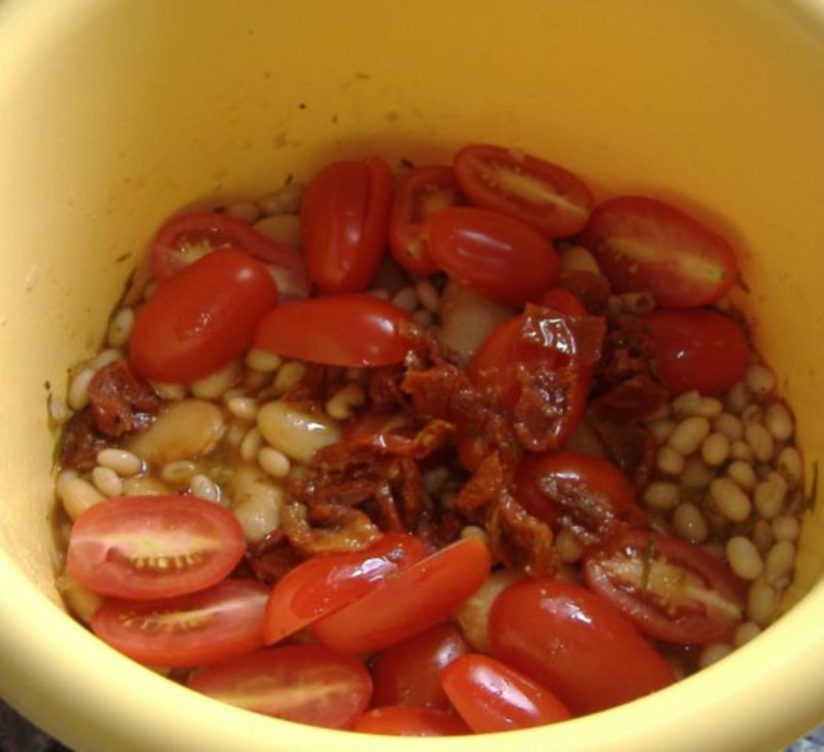 Mediterraner Bohnensalat mit Rucola,Tomaten und Thunfisch - Rezept - Bild Nr. 3