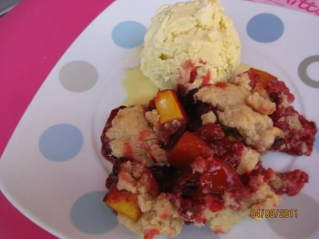 Rezept: Nektarinen - Himbeer - Crumble Bild Nr. 2 Nektarinen - Himbeer - Crumble - Rezept - Bild Nr. 2