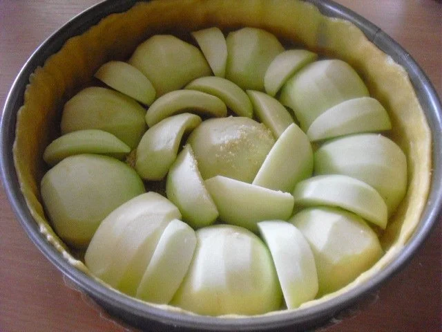 Gedeckter Apfelkuchen - Rezept - Bild Nr. 2