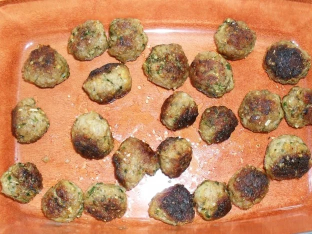 Pizza-Bällekes in Tomatenrahm - Rezept - Bild Nr. 3