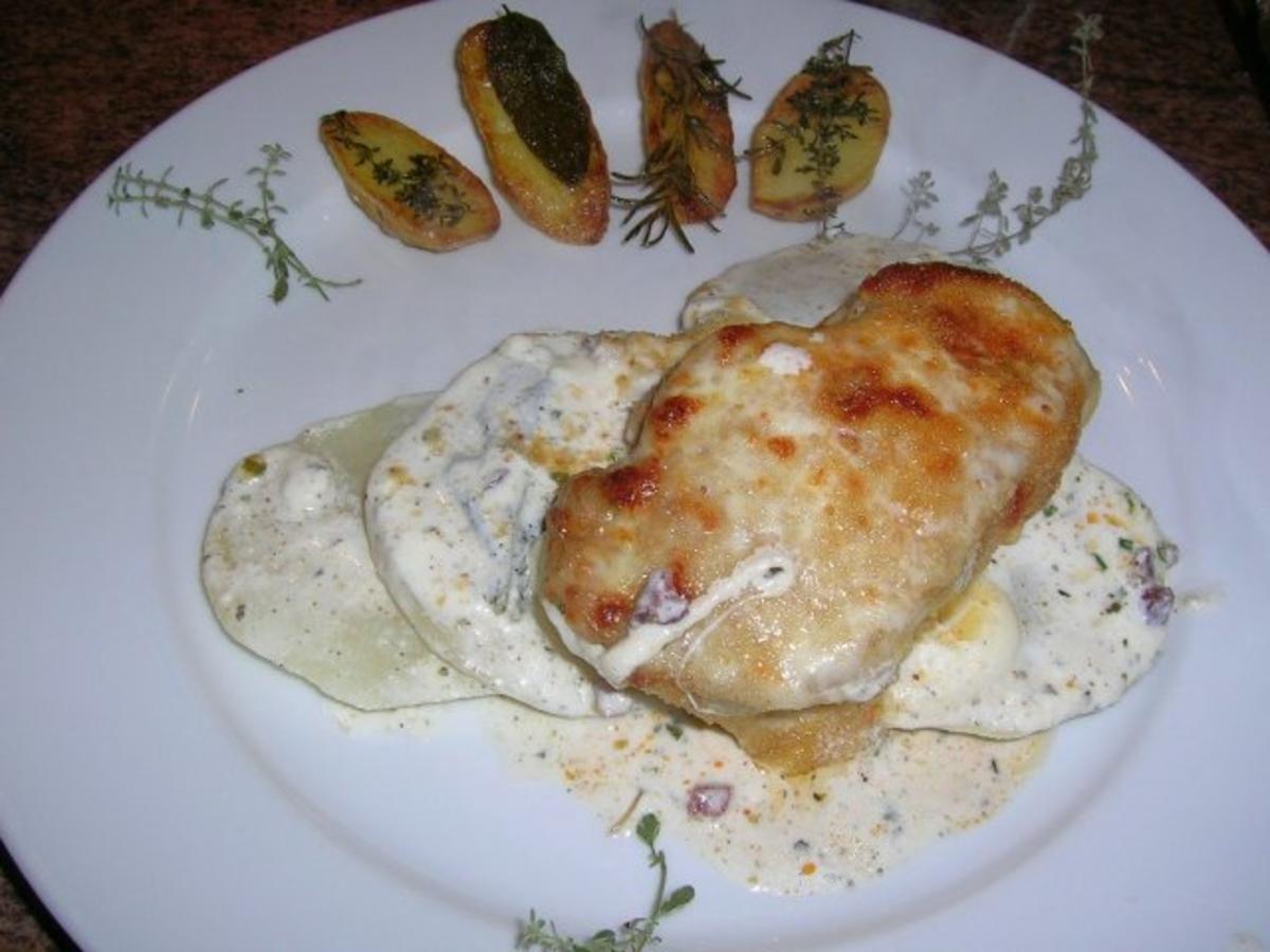 Schweinesteaks auf Kohlrabi mit Mozzarella überbacken an Hinguck Kartoffeln - Rezept - Bild Nr. 6