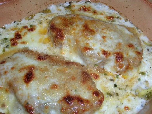 Rezept: Schweinesteaks auf Kohlrabi mit Mozzarella überbacken an Hinguck Kartoffeln Bild Nr. 7 Schweinesteaks auf Kohlrabi mit Mozzarella überbacken an Hinguck Kartoffeln - Rezept - Bild Nr. 7