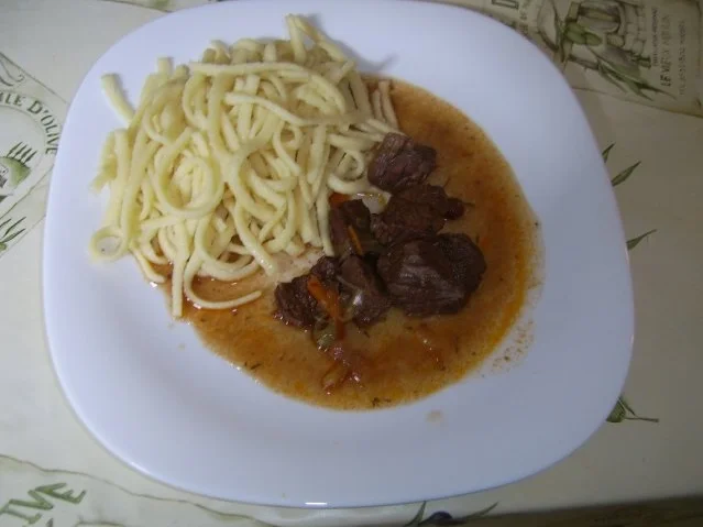 Rezept: Rindsgulasch Niedertemperatur Rindsgulasch Niedertemperatur - Rezept