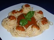 Scharfe Tomatensoße mit Spaghetti - Rezept