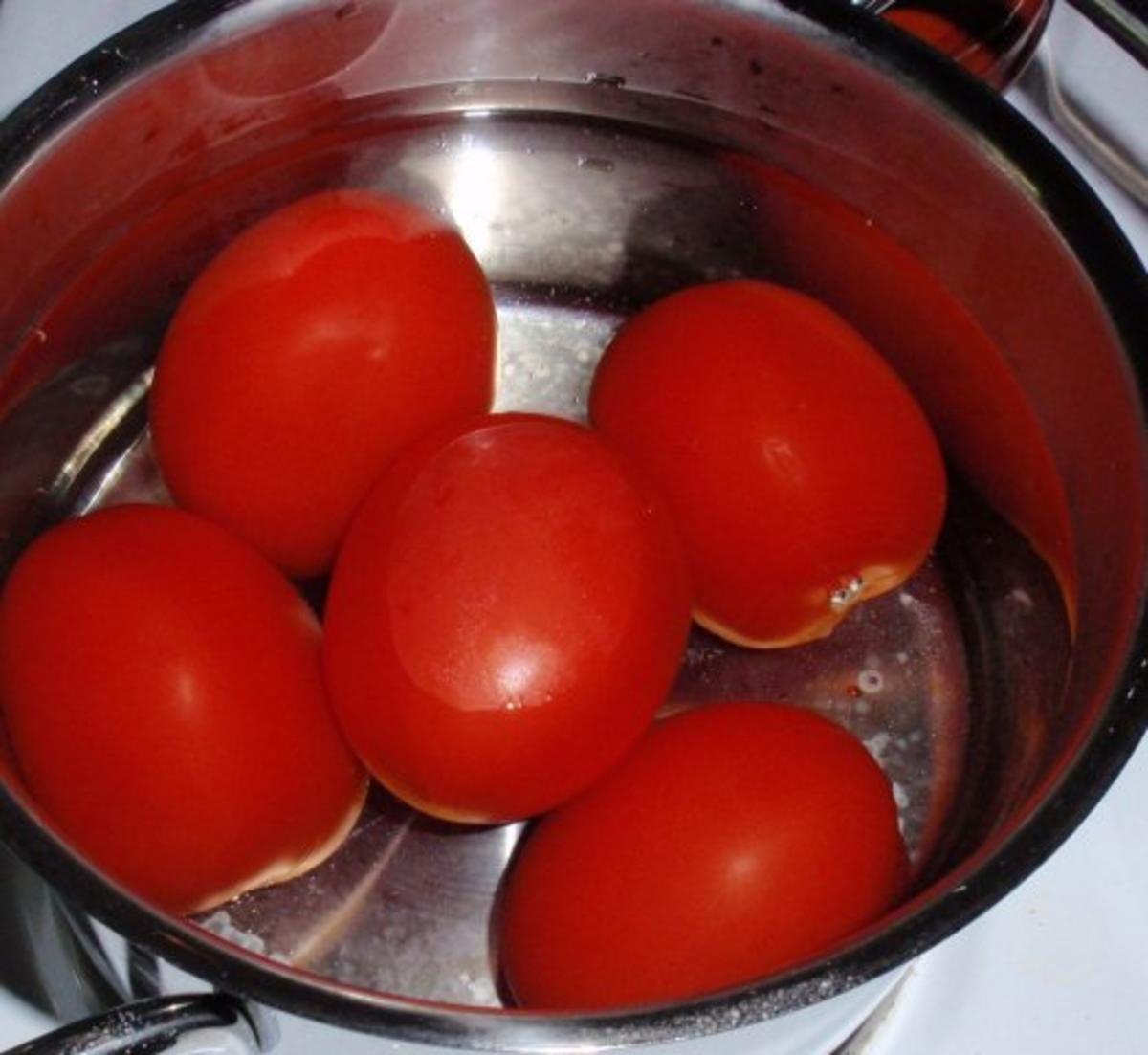 Scharfe Tomatensoße mit Spaghetti - Rezept - Bild Nr. 3