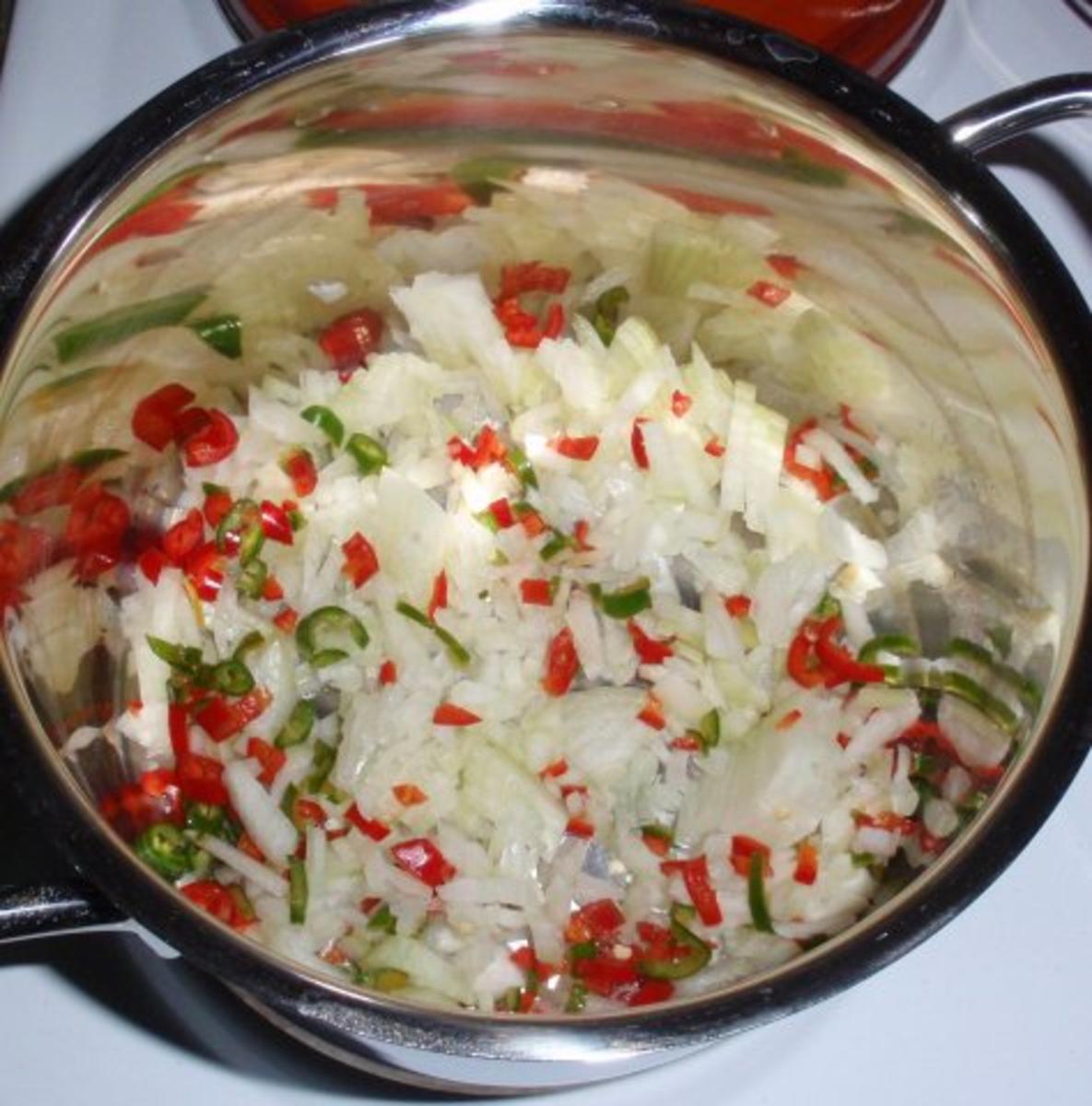 Scharfe Tomatensoße mit Spaghetti - Rezept - Bild Nr. 5