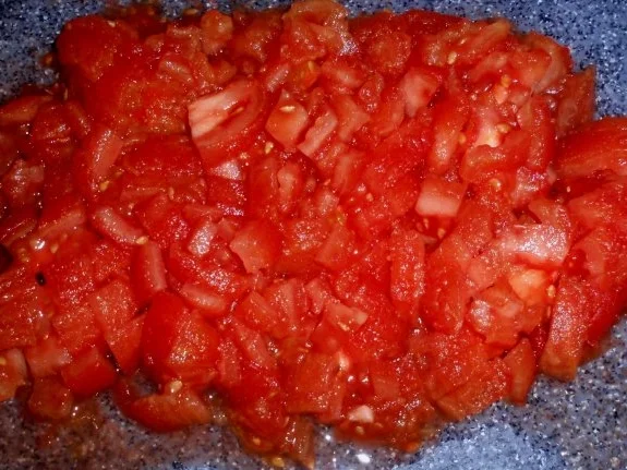 Rezept: Scharfe Tomatensoße mit Spaghetti Bild Nr. 6 Scharfe Tomatensoße mit Spaghetti - Rezept - Bild Nr. 6