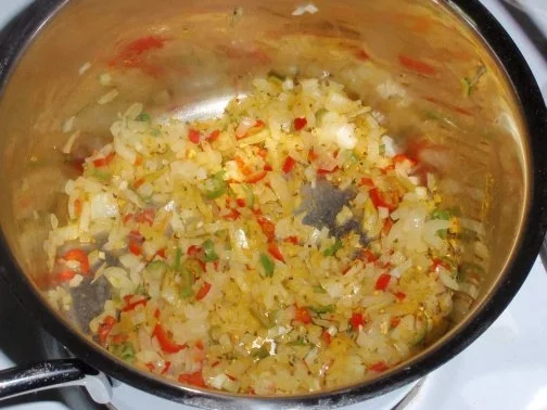 Rezept: Scharfe Tomatensoße mit Spaghetti Bild Nr. 7 Scharfe Tomatensoße mit Spaghetti - Rezept - Bild Nr. 7