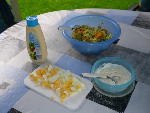 Rezept: Bunter Nudelsalat mit Kräutern Bild Nr. 2 Bunter Nudelsalat mit Kräutern - Rezept - Bild Nr. 2