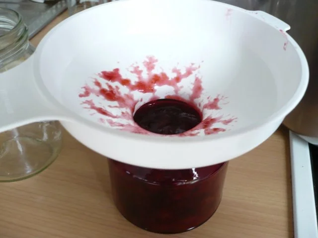 Rezept: Zwetschgenmus Bild Nr. 4 Zwetschgenmus - Rezept - Bild Nr. 4